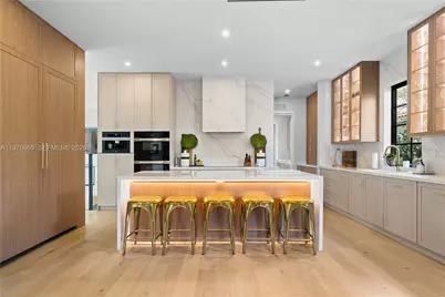 2015 Country Club Prado, Coral Gables, FL 33134 - Photo 11