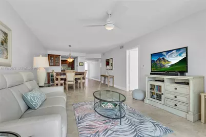 9320 S Hollybrook Lake Dr #108, Pembroke Pines, FL 33025 - Photo 13