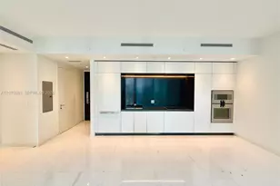 300 Biscayne Blvd Way, Miami, FL 33131 - Photo 7