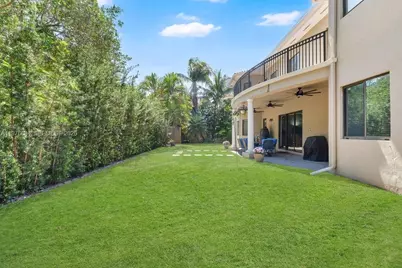 18821 SW 74th Ct, Cutler Bay, FL 33157 - Photo 7