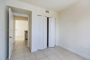 423 NE 23rd St, Miami, FL 33137 - Photo 5