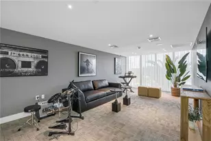 16395 Biscayne Blvd, North Miami Beach, FL 33160 - Photo 25