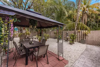 11801 NE 11th Ave, Biscayne Park, FL 33161 - Photo 41