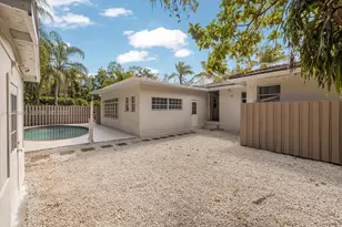 11801 NE 11th Ave, Biscayne Park, FL 33161 - Photo 21