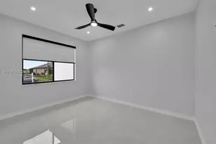 910 NW 36, Cape Coral, FL 33993 - Photo 5