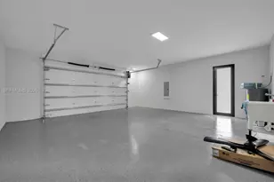 910 NW 36, Cape Coral, FL 33993 - Photo 17