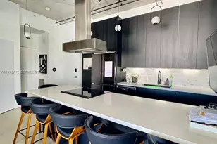 10 SW South River Dr, Miami, FL 33130 - Photo 3