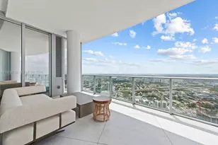 851 NE 1st Ave, Miami, FL 33132 - Photo 7