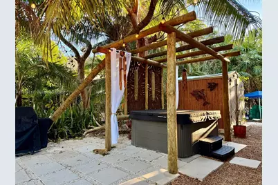 1615 Harbor Dr, Marathon, FL 33050 - Photo 11