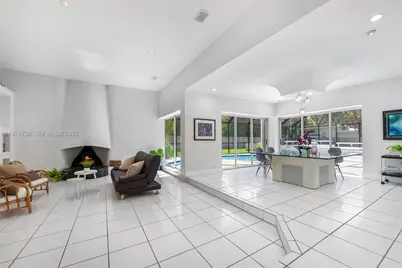 8360 SW 185th Ter, Cutler Bay, FL 33157 - Photo 5