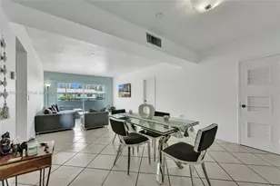 1880 S Treasure Dr, North Bay Village, FL 33141 - Photo 5
