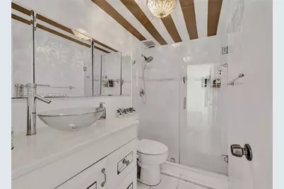 1880 S Treasure Dr #2G, North Bay Village, FL 33141 - Photo 11