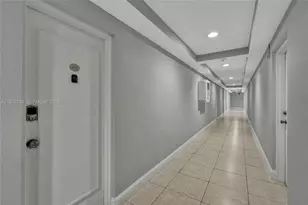 1880 S Treasure Dr, North Bay Village, FL 33141 - Photo 21