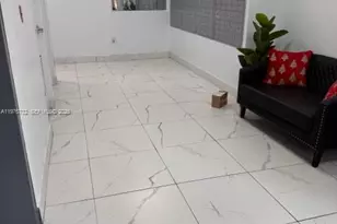 104 SW 9th St, Miami, FL 33130 - Photo 5