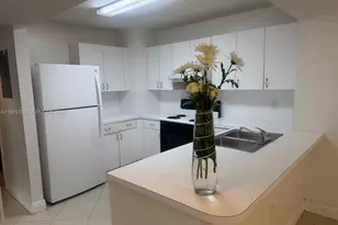 104 SW 9th St, Miami, FL 33130 - Photo 7