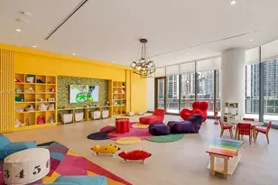 55 SW 9th St, Miami, FL 33130 - Photo 5