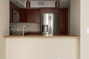 555 NE 15th St, Miami, FL 33132 - Photo 5