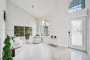 1078 Laguna Springs Dr, Weston, FL 33326 - Photo 9