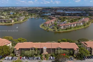 1201 SW 141st Ave, Pembroke Pines, FL 33027 - Photo 3