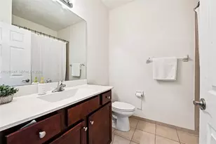 18431 NW 89th Ct, Hialeah, FL 33018 - Photo 21