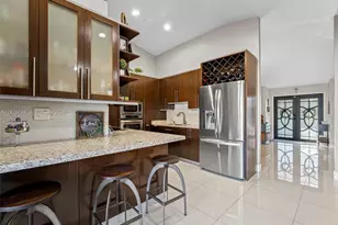 615 NW 134th Pl, Miami, FL 33182 - Photo 11