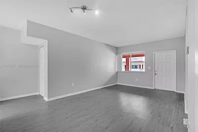 8021 Lake Dr #102, Doral, FL 33166 - Photo 9