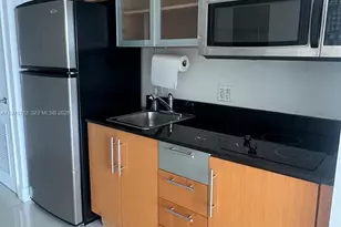 1750 N Bayshore Dr, Miami, FL 33132 - Photo 5