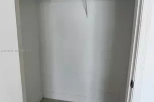 1750 N Bayshore Dr, Miami, FL 33132 - Photo 9