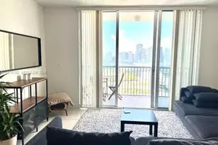 1750 N Bayshore Dr, Miami, FL 33132 - Photo 3