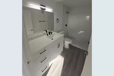 8101 Crespi Blvd #503, Miami Beach, FL 33141 - Photo 13