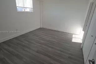 8101 Crespi Blvd, Miami Beach, FL 33141 - Photo 11