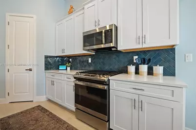 7715 Seacoast Dr, Parkland, FL 33067 - Photo 11