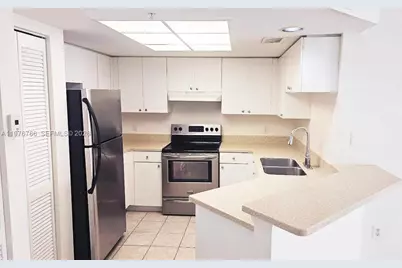 2033 SE 10th Ave #614, Fort Lauderdale, FL 33316 - Photo 7