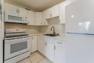 11005 SW 1st St, Sweetwater, FL 33174 - Photo 5