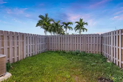 1467 SE 26th Rd #0, Homestead, FL 33035 - Photo 21