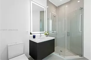 851 NE 1st Ave, Miami, FL 33132 - Photo 35
