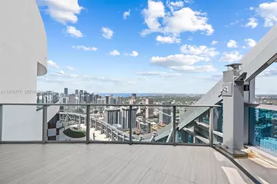 851 NE 1st Ave #PH 5700, Miami, FL 33132 - Photo 11