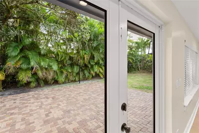140 Santander Ave, Coral Gables, FL 33134 - Photo 31