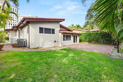 140 Santander Ave, Coral Gables, FL 33134 - Photo 7