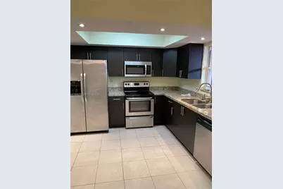 1024 W 79th St #1024, Hialeah, FL 33014 - Photo 5