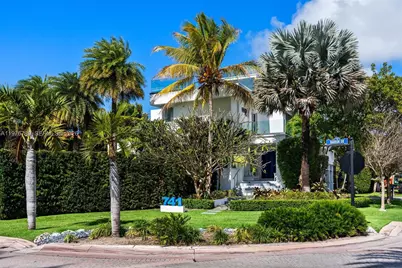 741 Harbor Dr, Key Biscayne, FL 33149 - Photo 3