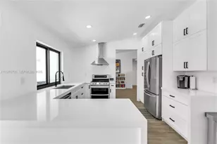 8001 SW 90th Ave, Miami, FL 33173 - Photo 3