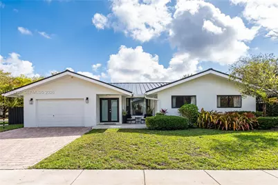 8001 SW 90th Ave, Miami, FL 33173 - Photo 1