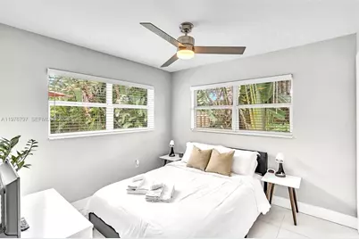 1577 NE 48th Ct, Oakland Park, FL 33334 - Photo 39