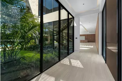 8755 SW 54th Ave, Miami, FL 33143 - Photo 13