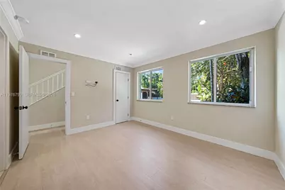 659 NE 73rd St, Miami, FL 33138 - Photo 13