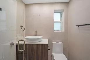 659 NE 73rd St, Miami, FL 33138 - Photo 15