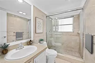 823 Cypress Blvd, Pompano Beach, FL 33069 - Photo 17