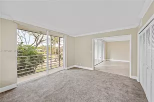 823 Cypress Blvd, Pompano Beach, FL 33069 - Photo 9