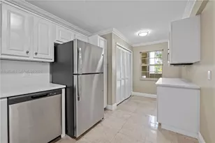 823 Cypress Blvd, Pompano Beach, FL 33069 - Photo 11